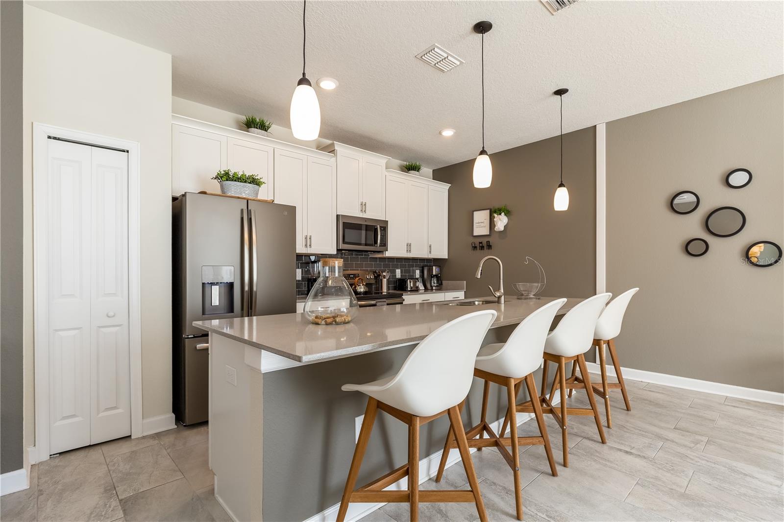 4802 Love Storey Lane — photo 8 of 42